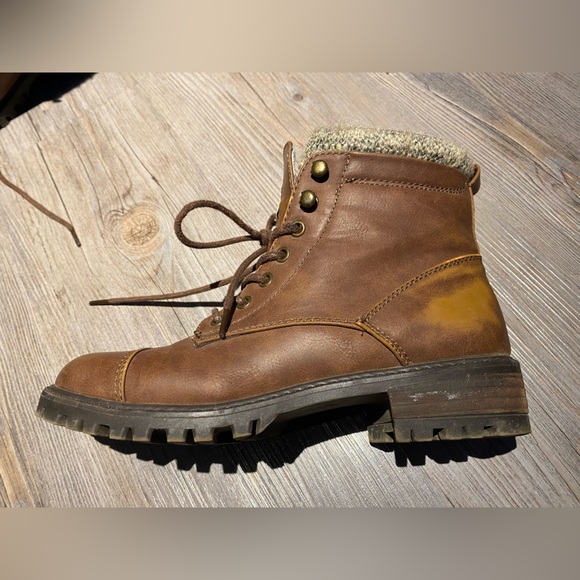 DLG winter boots - Sz 8 - Picture 6 of 6